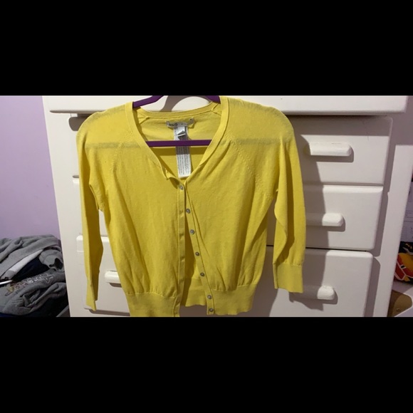 Cardigan - Picture 1 of 2